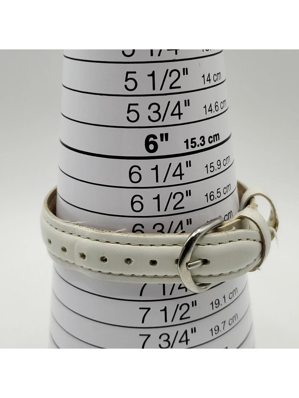 Nurse Mates White 24hr Dial 31mm Quartz Womens White Leather Band New Battery